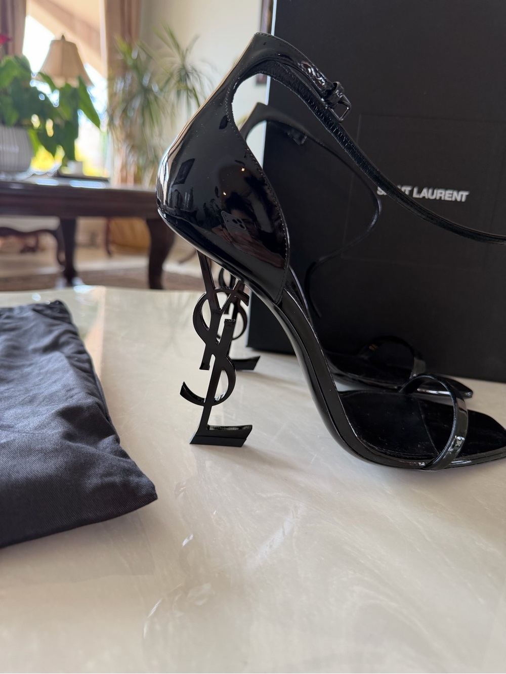 Saint Laurent Black Patent Opyum Logo Stiletto heels